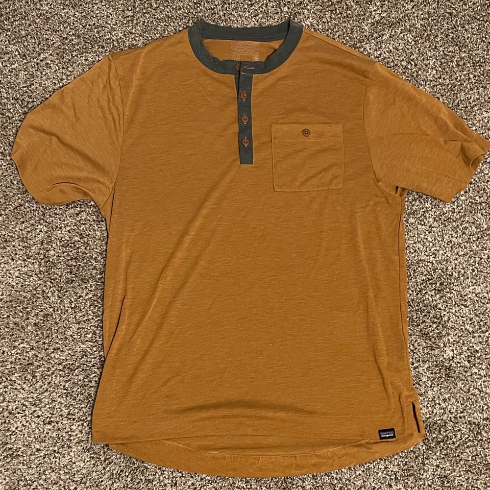 Patagonia mens Capilene cool trail mountain bike shirt
